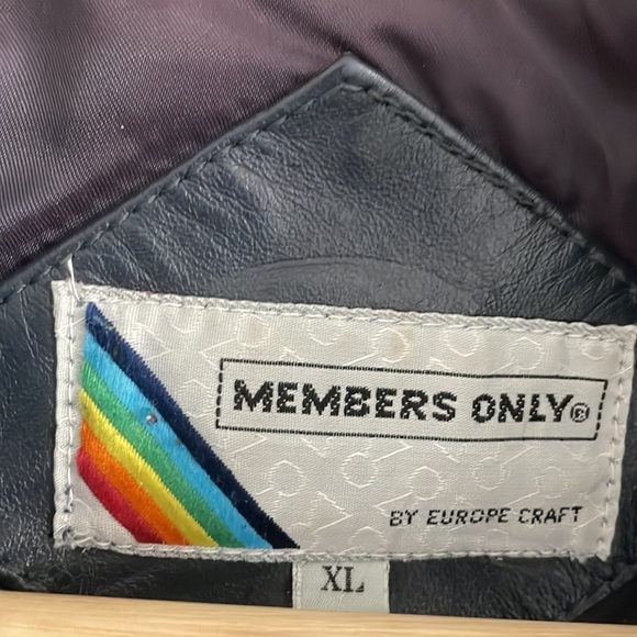 Members Only by Europe Jacket Thunderbird 30th anniversary edition. Never worn. - Picture 4 of 5